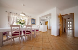 Floor plan - D08 - Bay View Villa in Vale da Lama (Lagos)