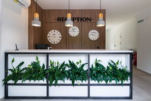 Reception - Primorski Hotel (Varna)