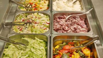 Free daily buffet breakfast