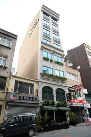 Front of property - Perante Hotel Şişli (Istanbul)