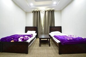Iron/ironing board, free WiFi - Graceland Hotel (Skardu)
