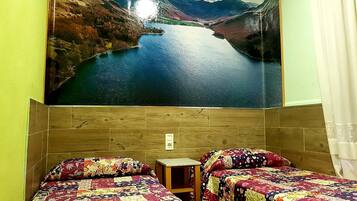 WiFi (free), bed sheets
