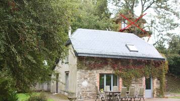 Cottage Familial, salle de bains attenante | Vue depuis l’hébergement
