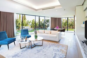 55-inch Smart TV with satellite channels, TV