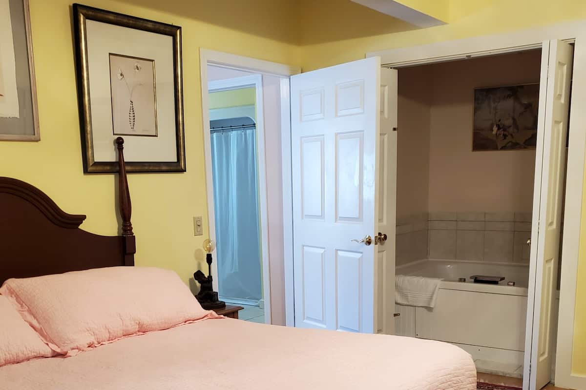 Family Cottage, Accessible, Jetted Tub | 1 bedroom, individually decorated, individually furnished, free WiFi