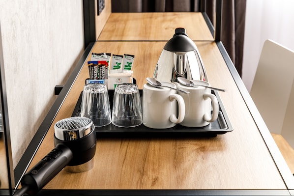 Kaffee und/oder Kaffeemaschine