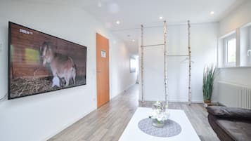 Family Room | Living area | Flat-screen TV