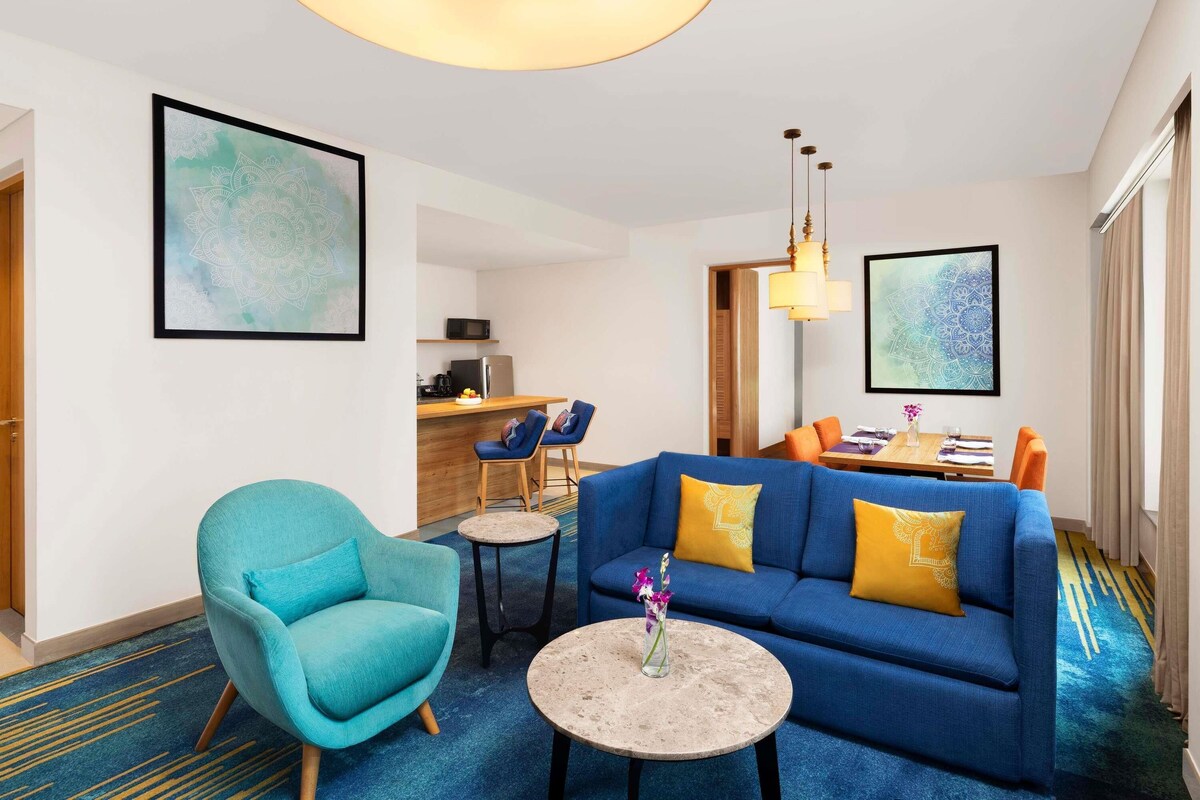 Grand Suite (Executive) | Premium bedding, minibar, in-room safe, desk