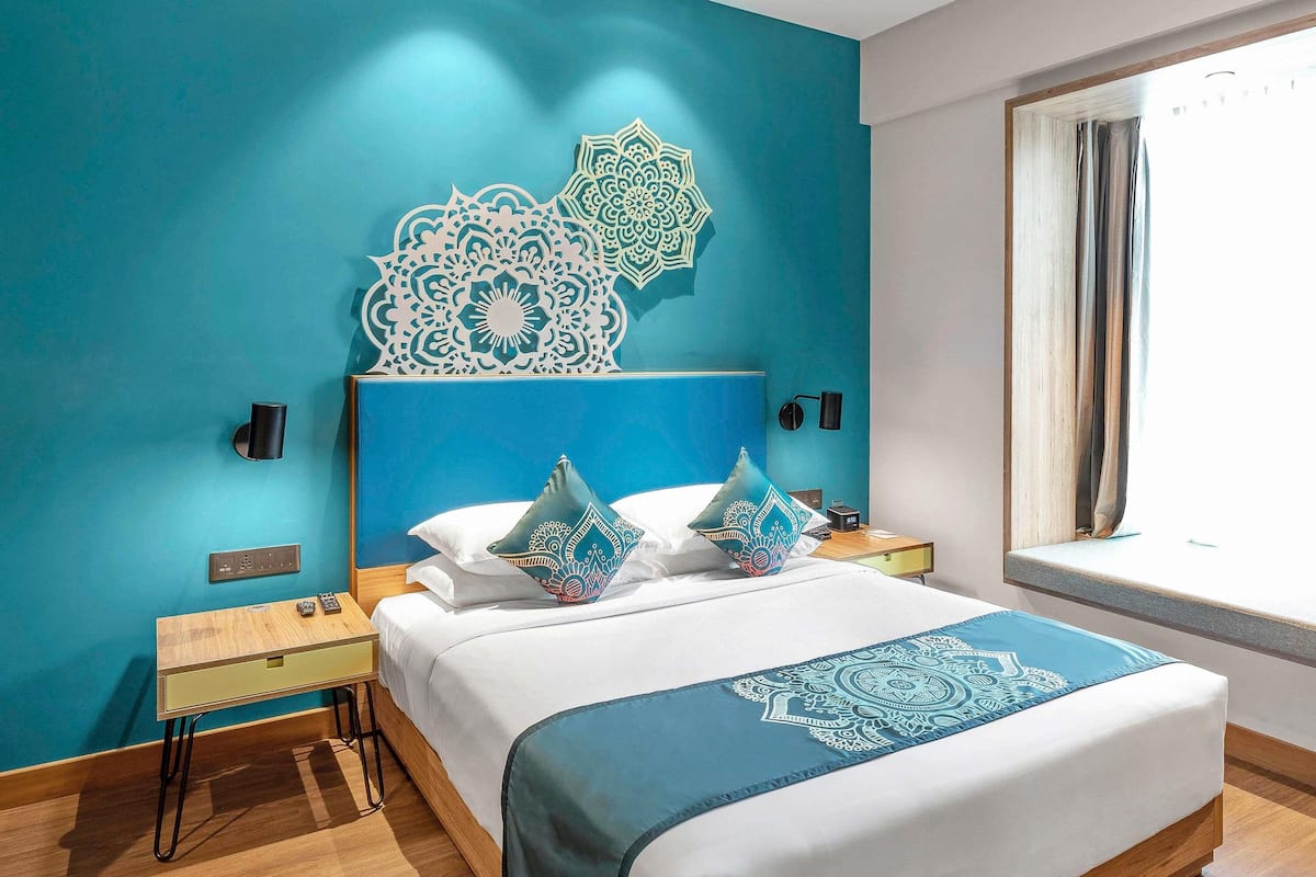 Suite Junior, 1 grand lit | Literie de qualité, minibar, coffre-fort, bureau