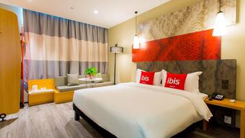 واي فاي مجانًا وملاءات أسرّة