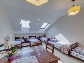 Apartment, Balkon | Verdunkelungsvorhänge, Bügeleisen/Bügelbrett, kostenloses WLAN