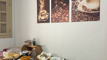 Petit déjeuner continental compris tous les jours