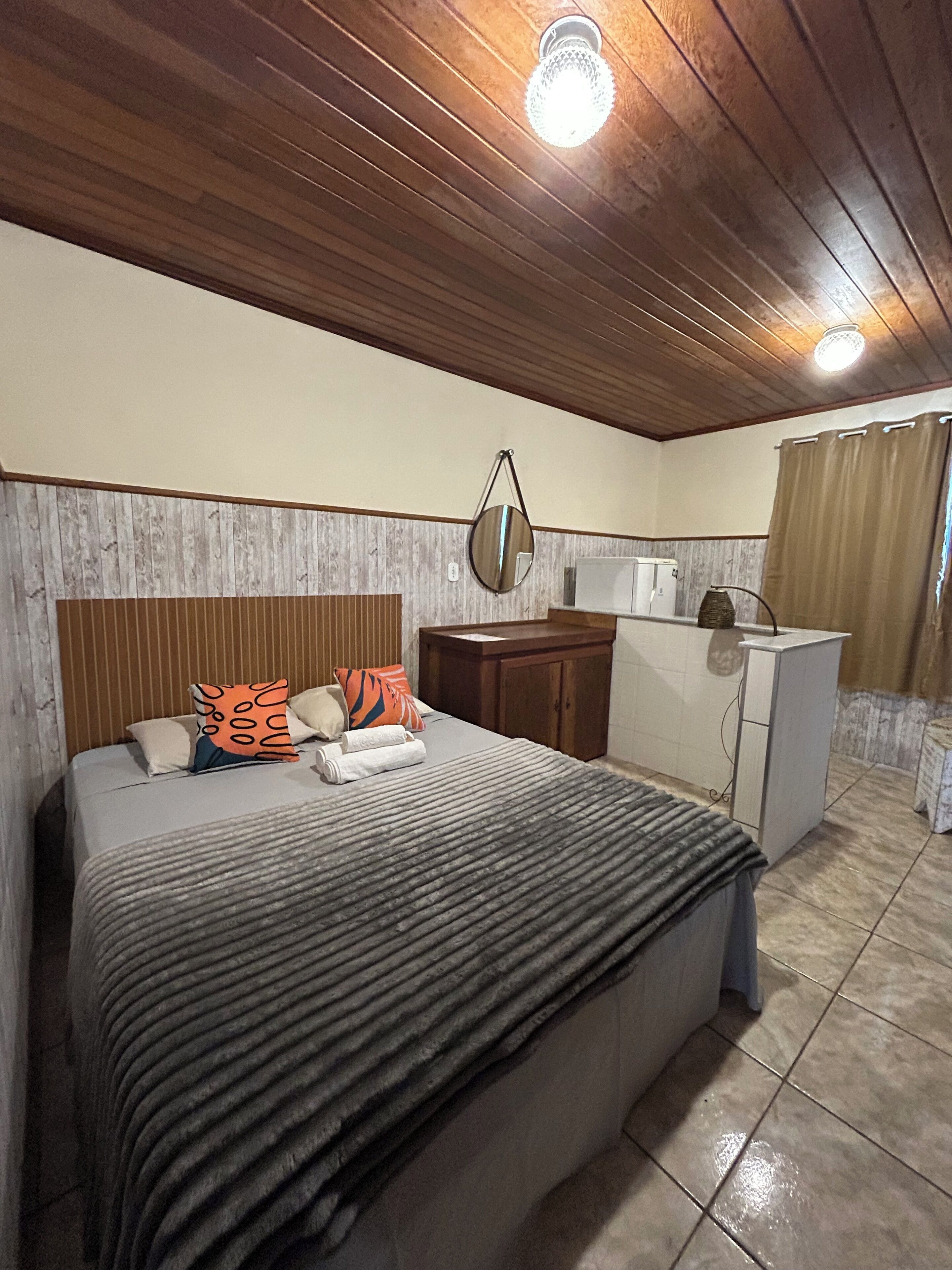 Blackout curtains, free WiFi, bed sheets