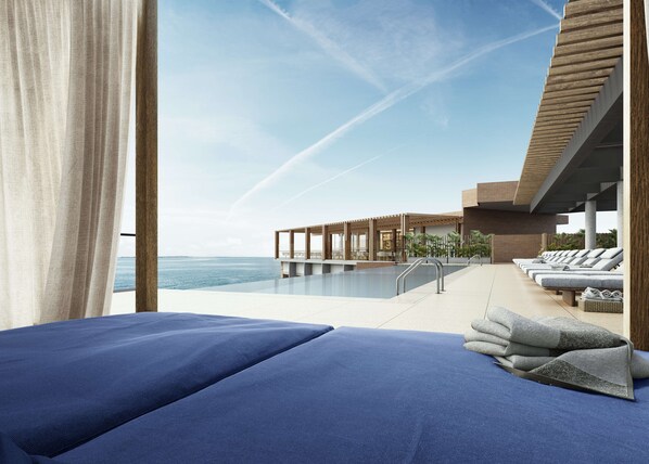 Piscine couverte, piscine extérieure