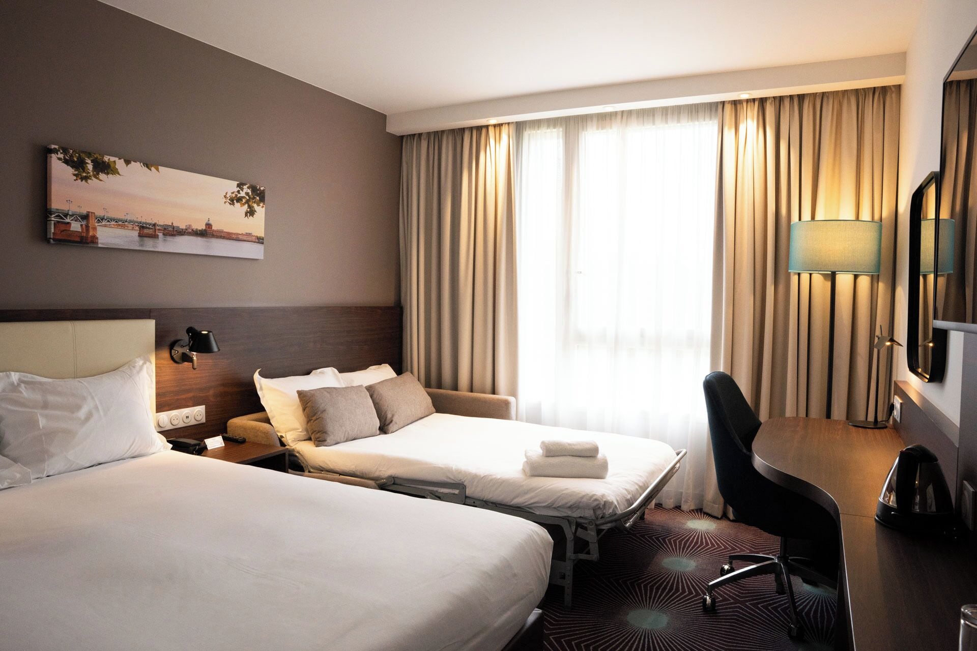 Literie de qualité supérieure, coffres-forts dans les chambres