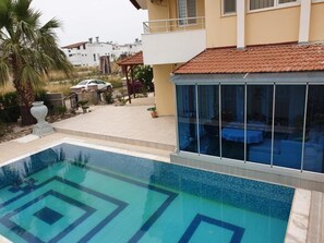 Seasonal outdoor pool