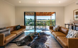 Smart-TV, Netflix, strømmetjenester og stereoanlegg