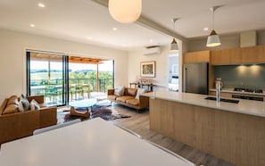 Interior - PUTAKI BAY - TUI VILLA | Be My Guest (Surfdale)