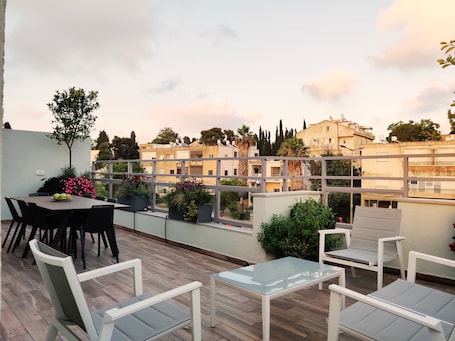 Luxury Penthouse, Sea View | Balcony view