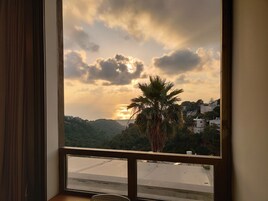 Luxury Penthouse, Sea View | Balcony view