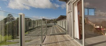 Coro Beach Haven - Hahei Holiday Home