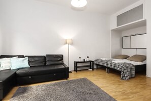 公寓 | 熨斗/熨衫板、免費嬰兒床、免費 Wi-Fi、床單