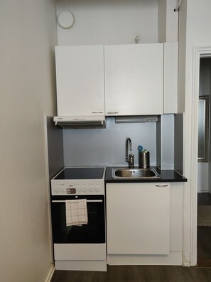Apartment | Private kitchenette - Kotimaailma Helsinki Malminkatu 32 (Helsinki)