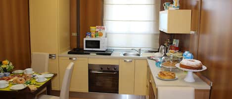 Colazione continentale inclusa, servita tutte le mattine