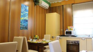 Petit déjeuner continental compris tous les jours