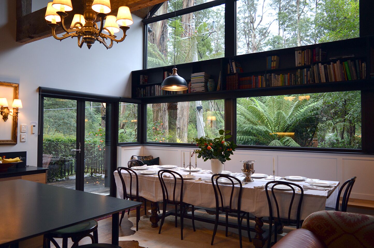 Luxury Mountain Retreat in the Dandenong Ranges Holiday Home of the year 2025 — image 2