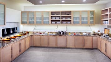 Desayuno buffet incluido todos los días