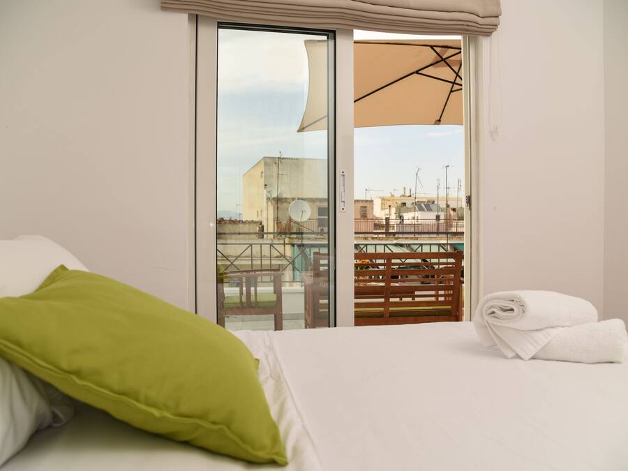 Literie de qualité supérieure, coffres-forts dans les chambres, bureau