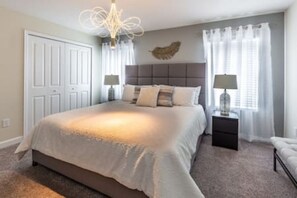 5 habitaciones, tabla de planchar con plancha, cuna de viaje y wifi 