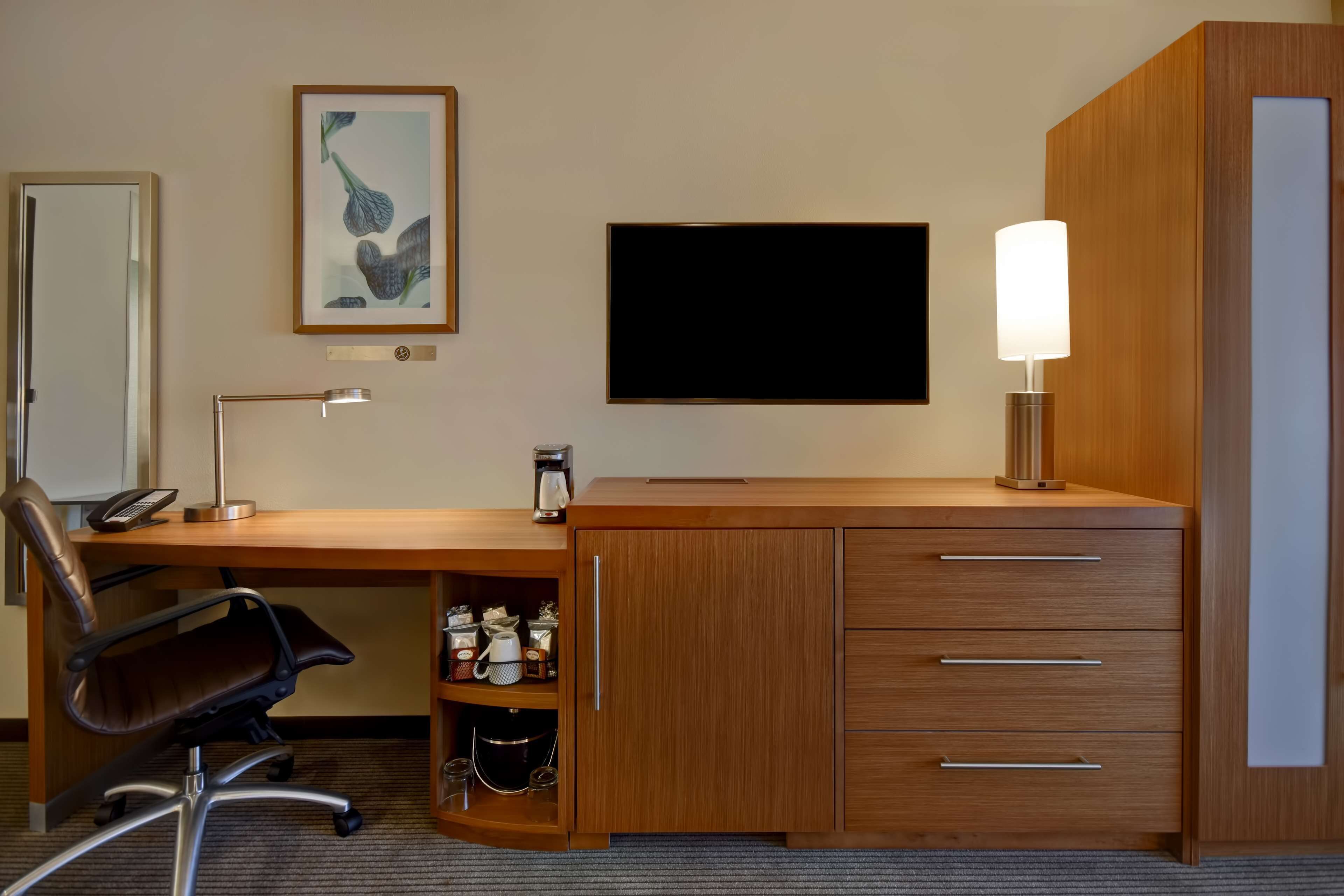 desk, blackout curtains, iron/ironing board, free wifi