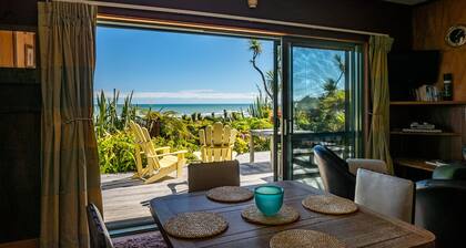 Two bedroom cottage with sea views, Punakaiki