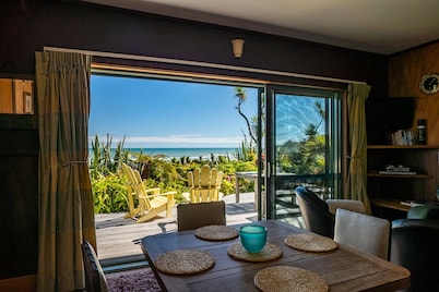 Two bedroom cottage with sea views, Punakaiki