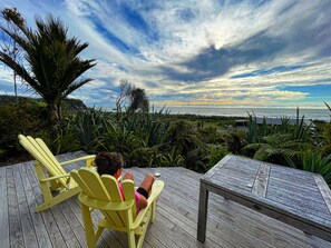 Terrace/patio - Two bedroom cottage with sea views, Punakaiki (Punakaiki)