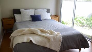 4 bedrooms, free WiFi, wheelchair access