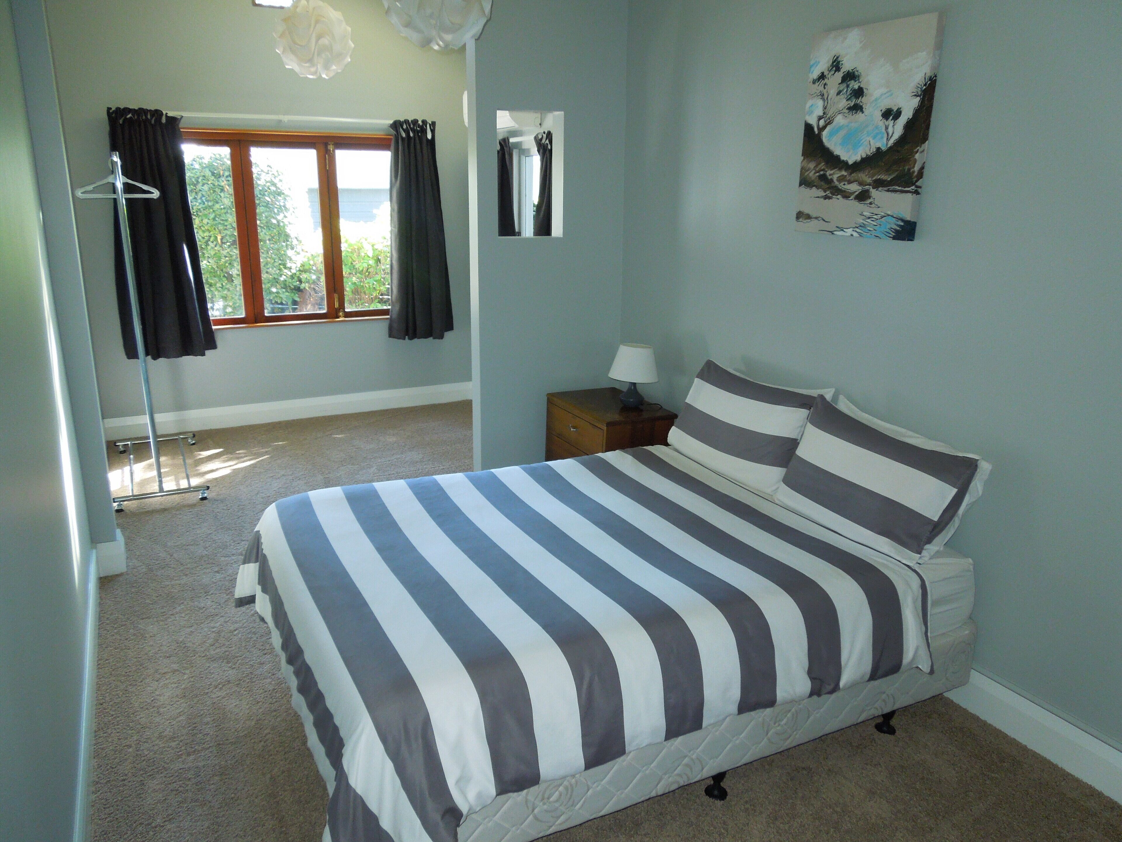 3 makuuhuonetta, silitysrauta/-lauta, Wi-Fi, vuodevaatteet