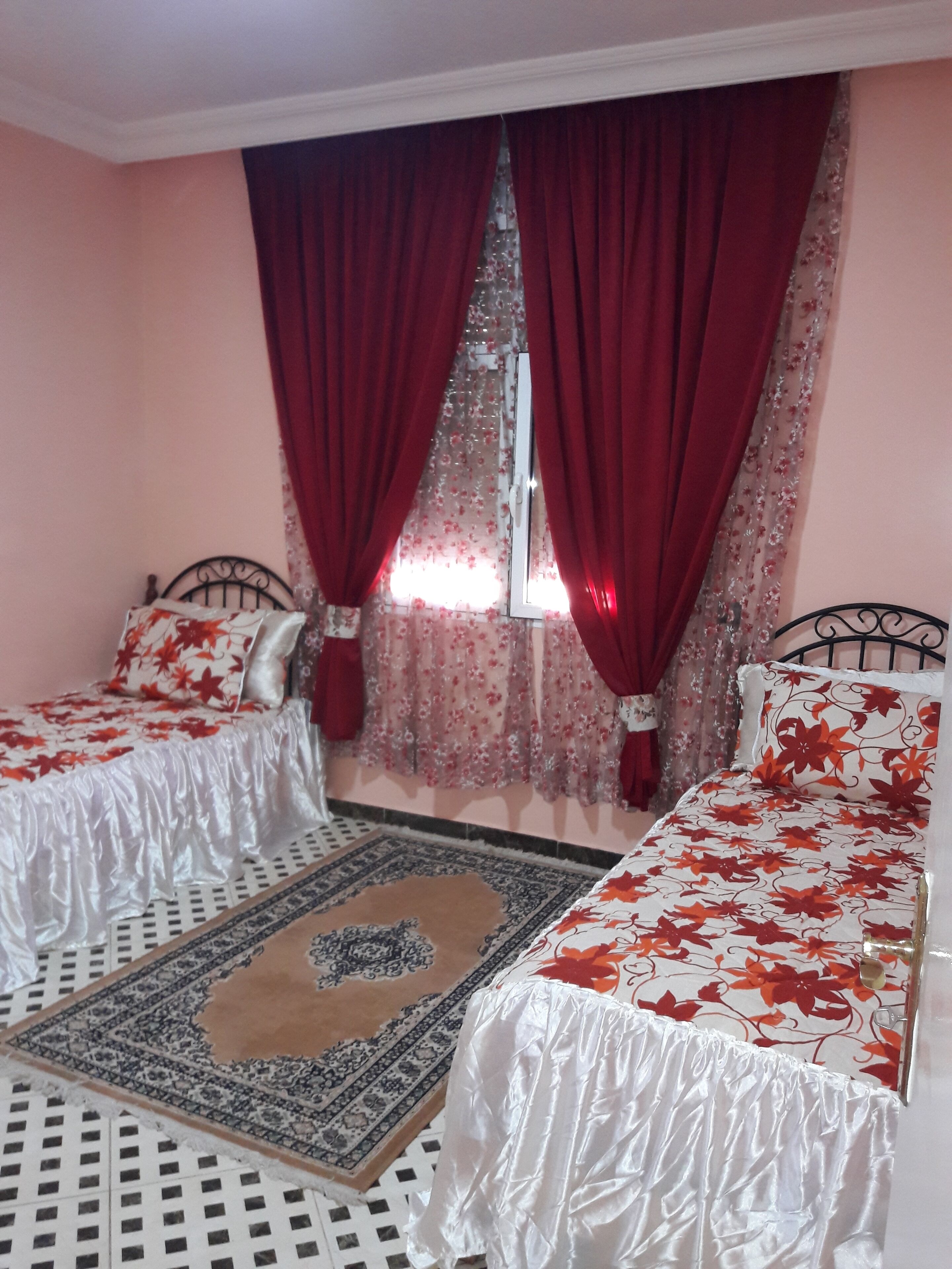 3 多间卧室、上网接入