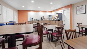Free daily continental breakfast