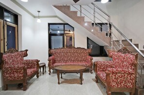 Meeting facility - West Inn (Srinagar)