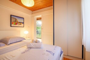 2 bedrooms, internet, bed sheets - Apartment Starcevic (60263-A1) (Silo - island Krk)