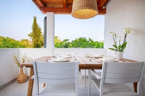 Outdoor dining - Apartment Starcevic (60263-A1) (Silo - island Krk)