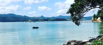 Private Bay Beachfront - Stunning Location!