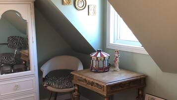 Yogi Bear Room | In-room safe, blackout drapes, soundproofing, iron/ironing board