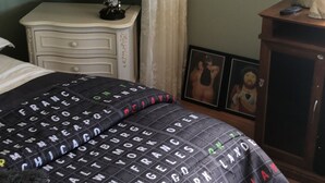 Yogi Bear Room - Lugar Feliz (Portugal Cove - St. Philips)