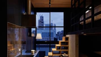 패밀리 쿼드룸 (Duplex) | 책상, 무료 WiFi, 침대 시트