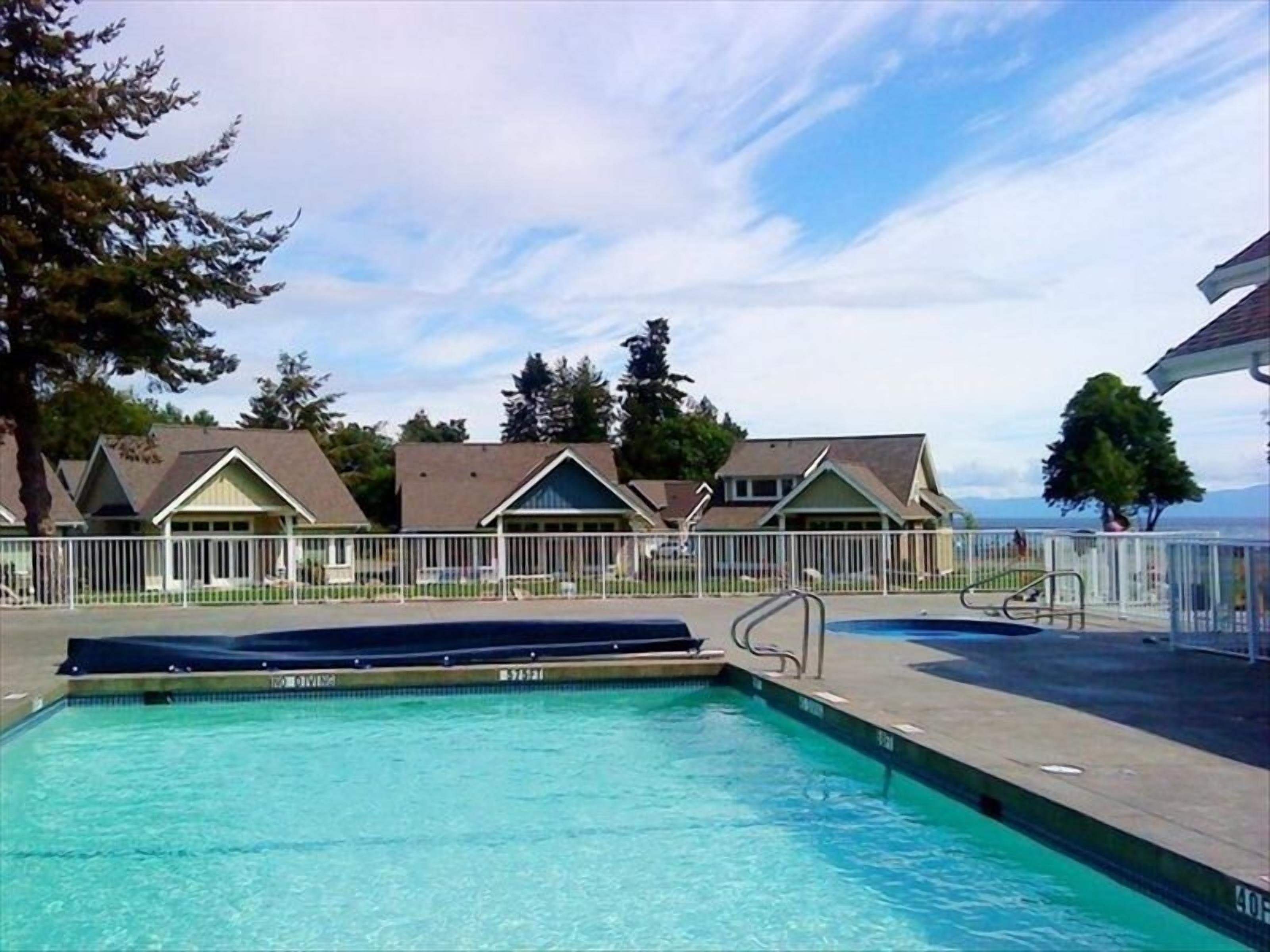 8 Best PetFriendly In Qualicum Beach, Canada Trip101