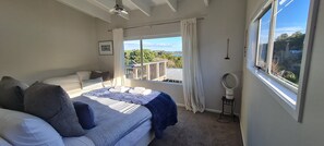 3 habitaciones, escritorio, tabla de planchar con plancha y wifi gratis